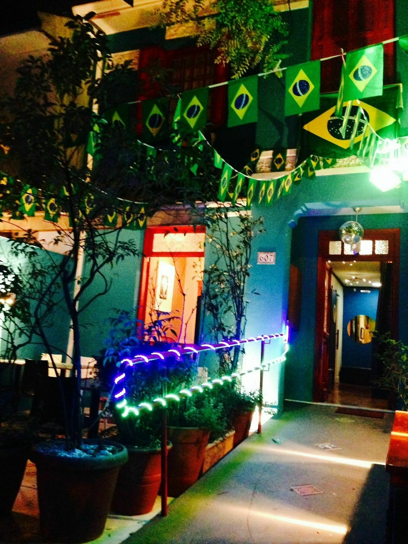 Hostel California Cafe Bar Сао Паоло Екстериор снимка
